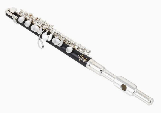 Yamaha YPC-32 Piccolo, vue 4