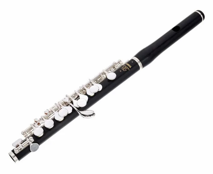 Yamaha YPC-62 Piccolo, vue 4