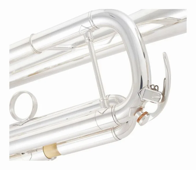 Yamaha YTR-8335RS 04 Trumpet, vue 4