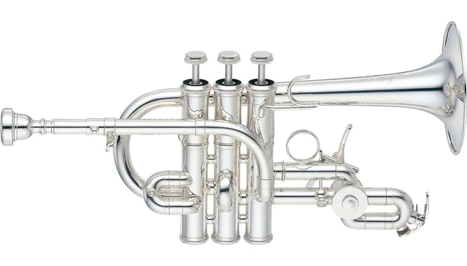 Yamaha YTR-9825